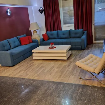 Elizabeth House 2*