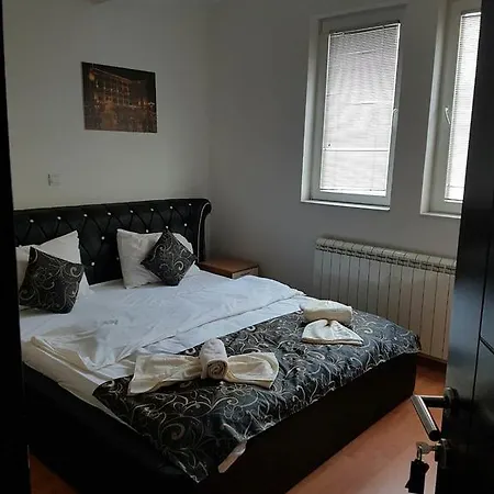 Elizabeth House Aparthotel