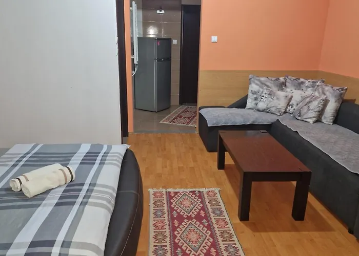 Elizabeth House Aparthotel 3*